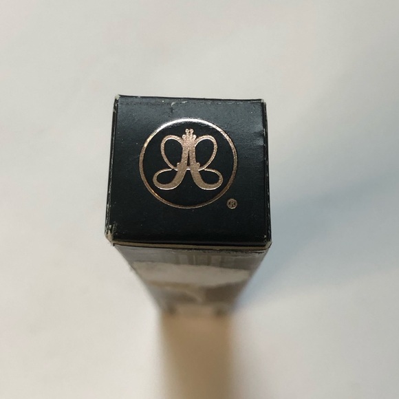 Anastasia Beverly Hills matte liquid lipstick in shade Craft - Picture 8 of 16